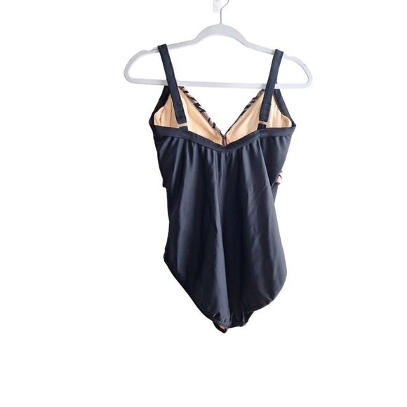 Carol Wier One Piece - Picture 2 of 5